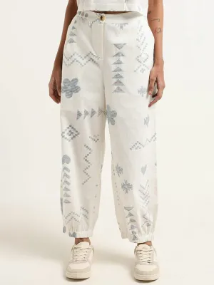 Bombay Paisley White Printed Cotton Pants