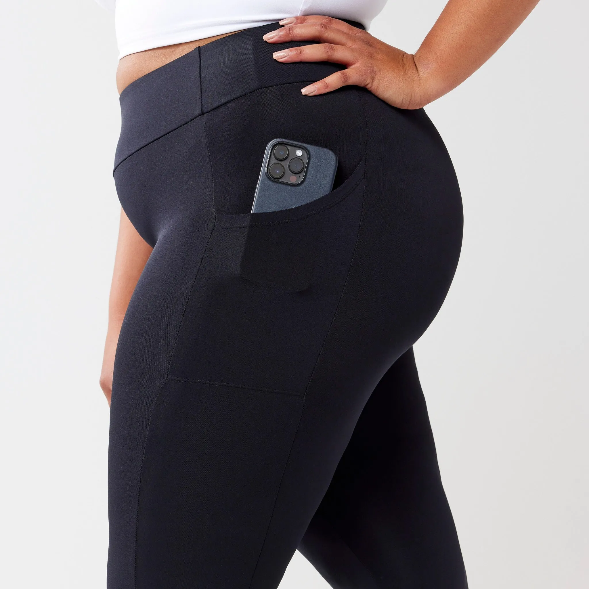 High-Rise Pocket Leggings - Black