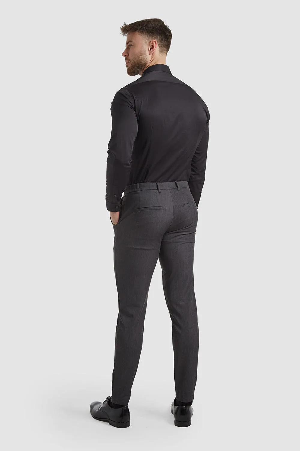 Muscle Fit Essential Trousers 2.0 in Charcoal