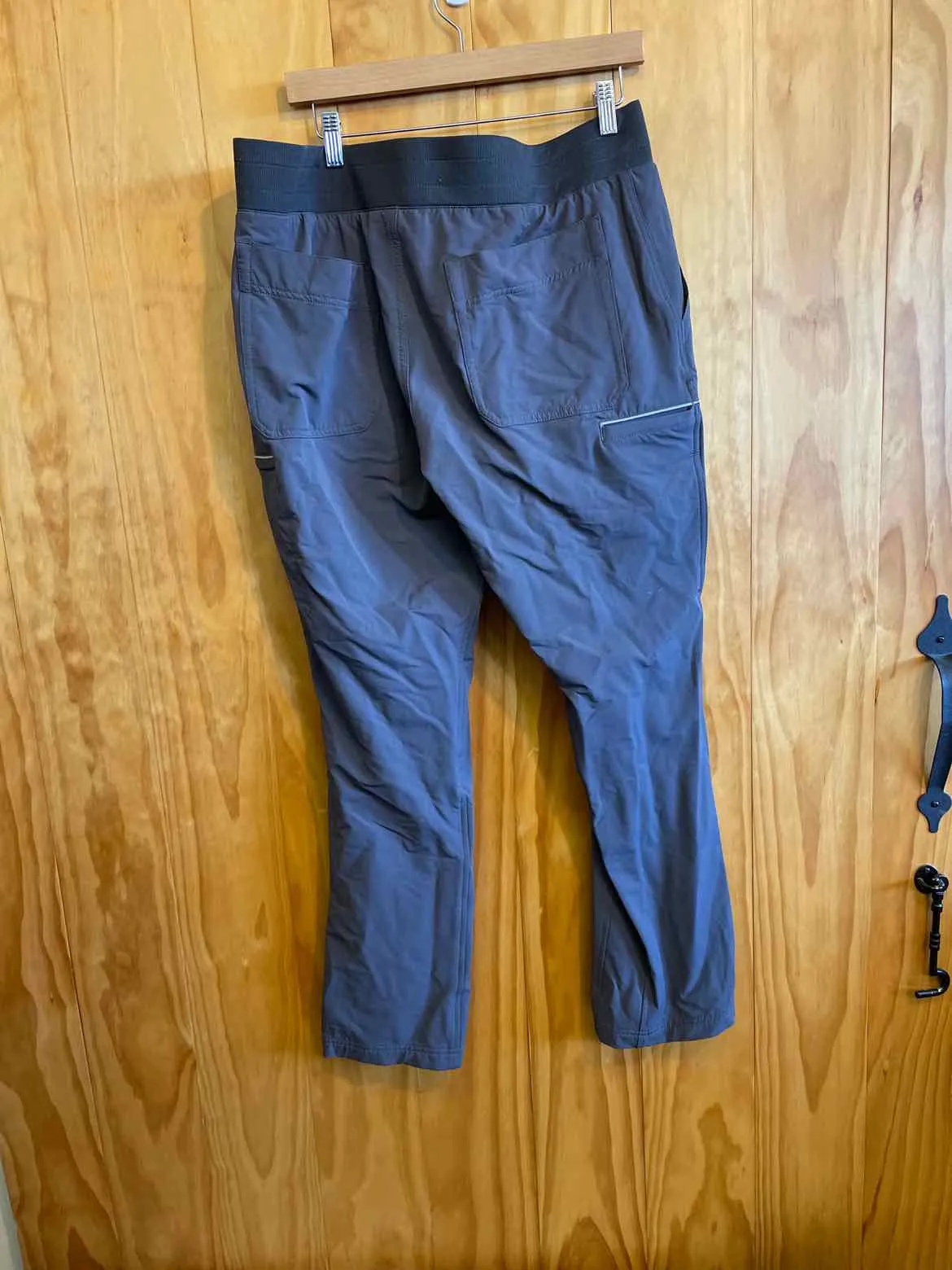 Size 16x31 Duluth Trading Gray Women's Hiking Pants