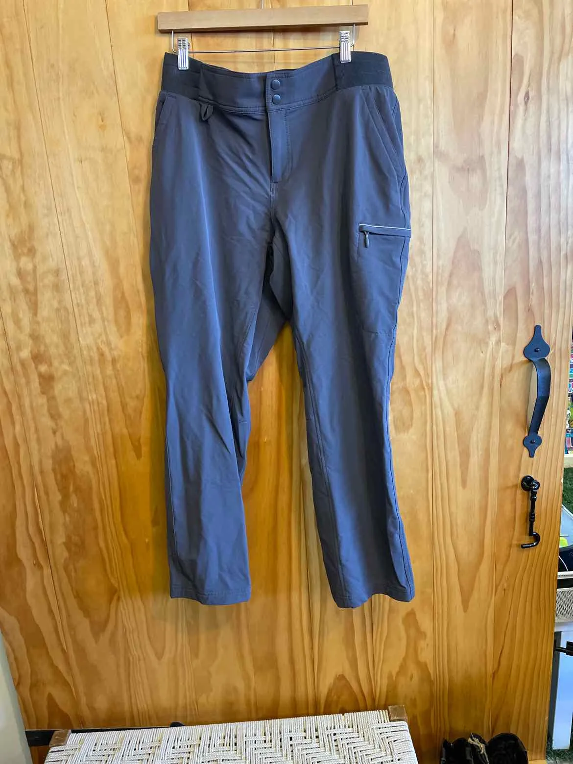 Size 16x31 Duluth Trading Gray Women's Hiking Pants