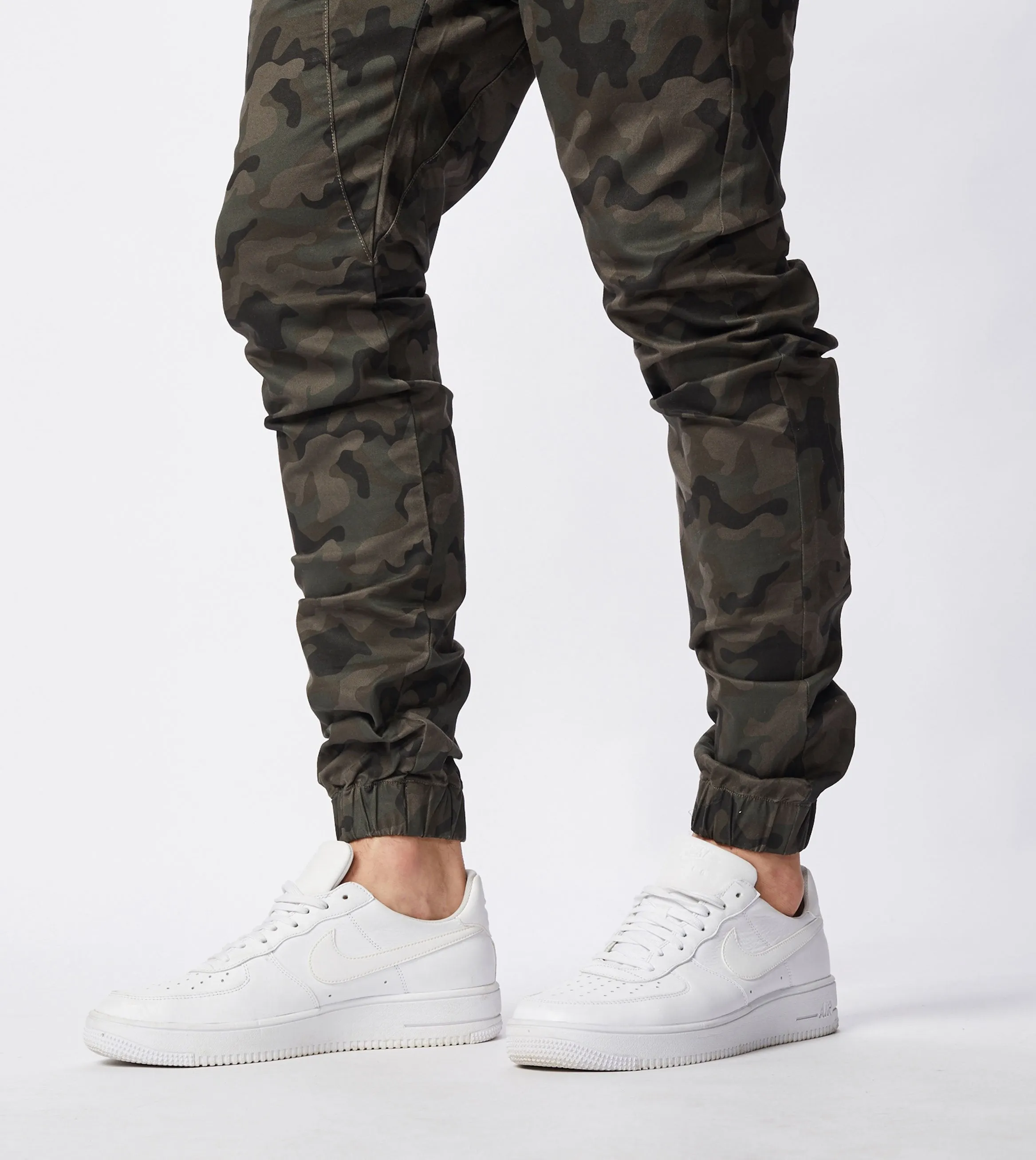 Sureshot Jogger Dark Camo