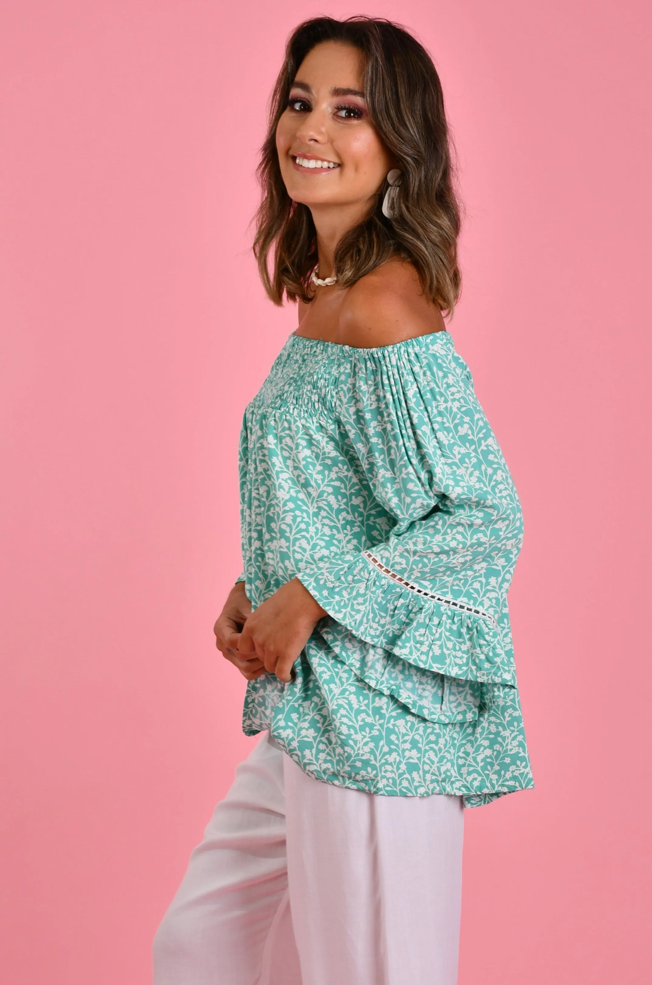 VBLT113 - ROUCHED BELL SLEEVE TOP - BLOSSOM MINT