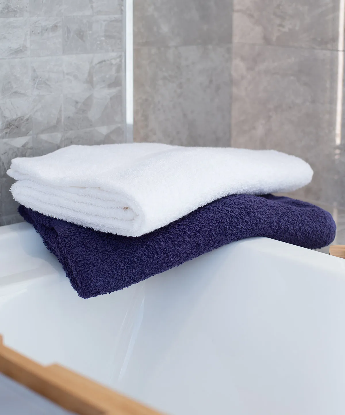 White - Classic range hand towel